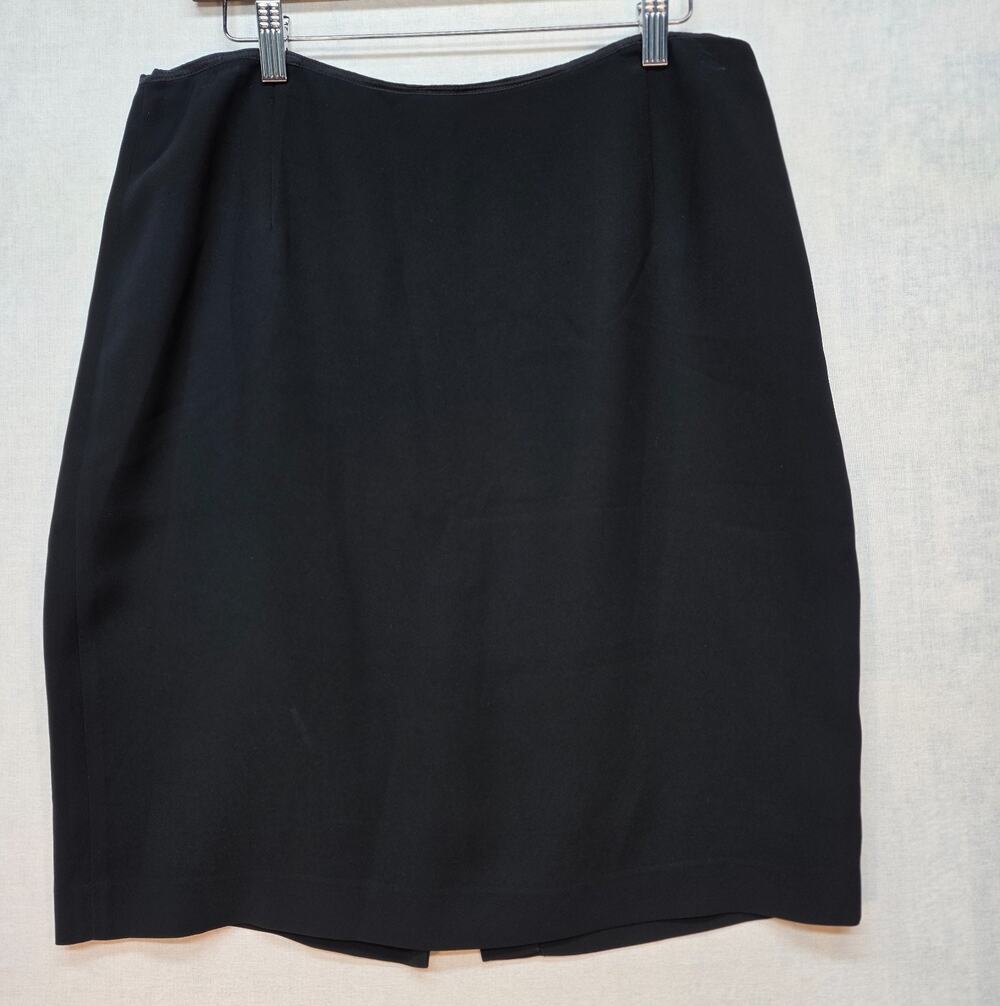 Tahari Black Pencil Mid-Length Pencil Skirt Classic Minimalist Sz 14